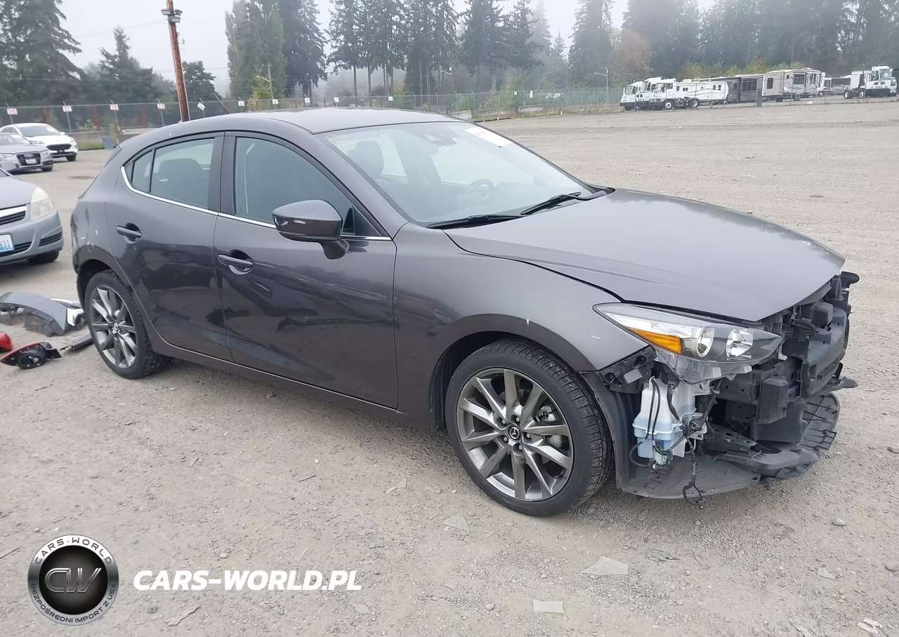 2018 Mazda Mazda3 Touring VIN:3MZBN1L34JM160108 - 1