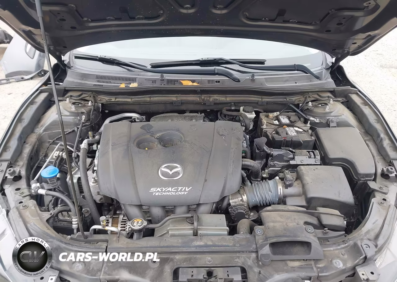 2018 Mazda Mazda3 Touring VIN:3MZBN1L34JM160108 - 10