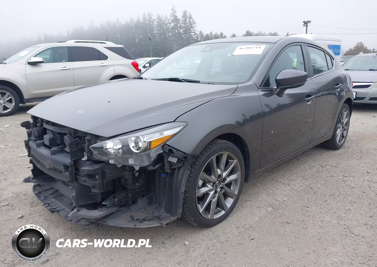 2018 Mazda Mazda3 Touring VIN:3MZBN1L34JM160108 - 2