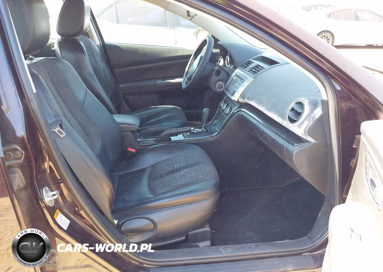 2009 Mazda Mazda6 I Touring VIN:1YVHP82A295M31338 - 5