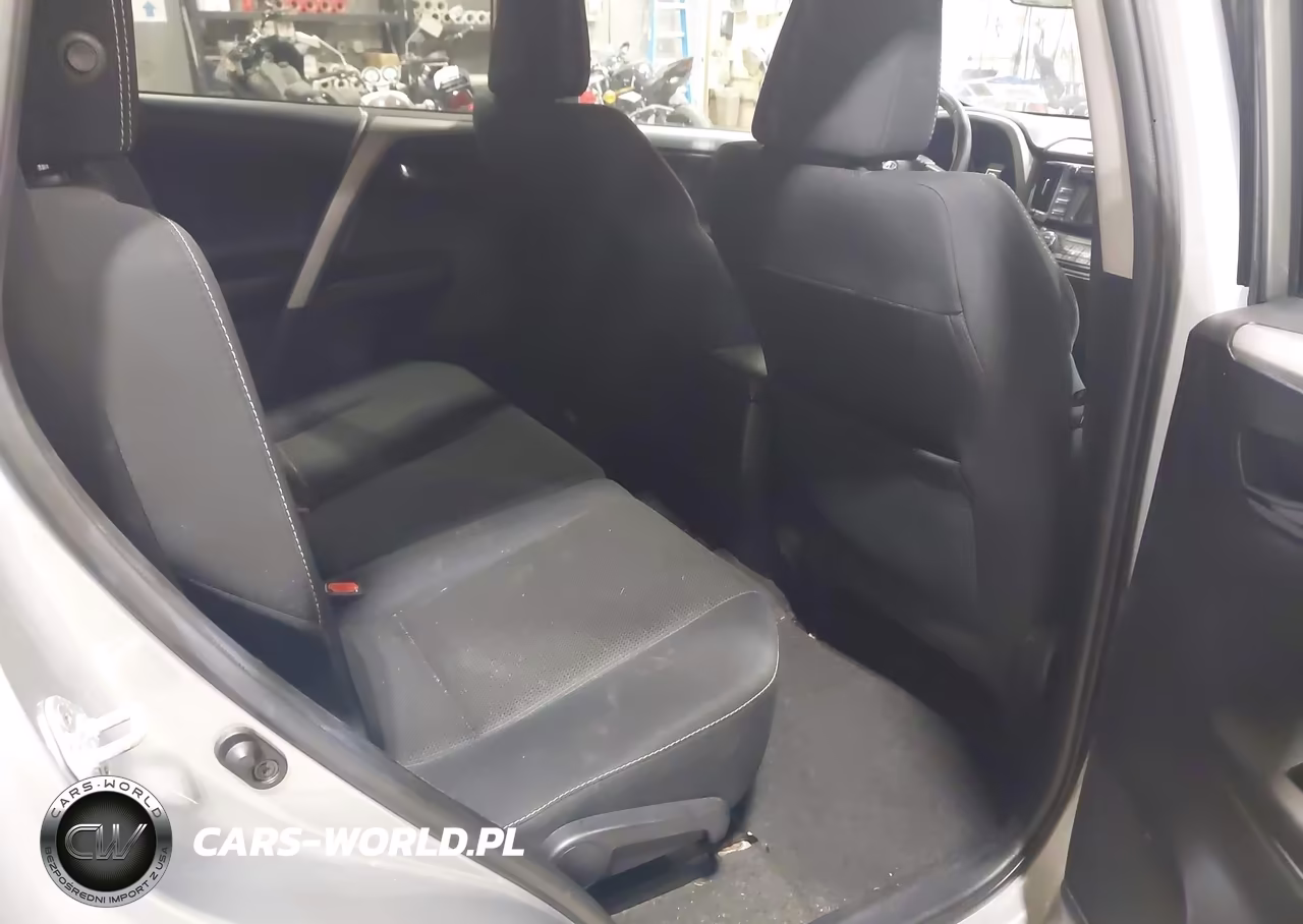 2017 Toyota Rav4 Xle VIN:2T3RFREVXHW591475 - 8