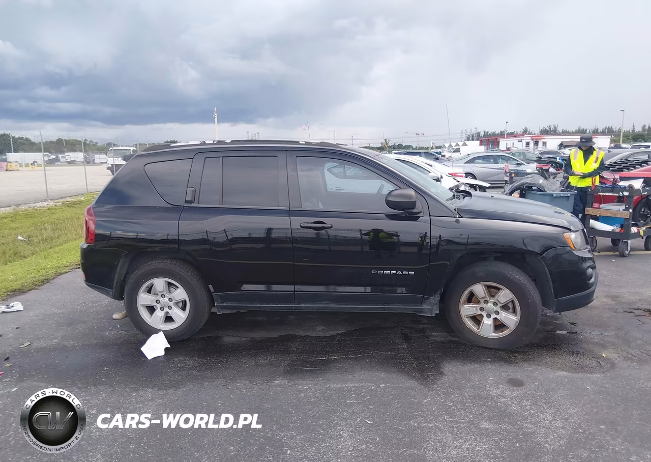 2016 Jeep Compass Sport VIN:1C4NJCBA2GD731607 - 12