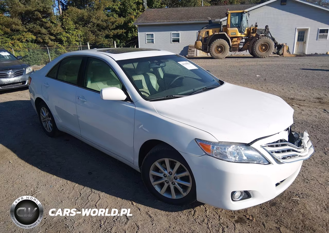 2010 Toyota Camry Xle VIN:4T1BF3EK3AU510688 - 1