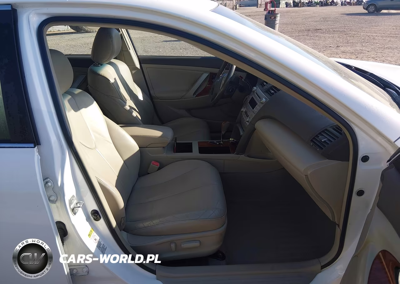 2010 Toyota Camry Xle VIN:4T1BF3EK3AU510688 - 5