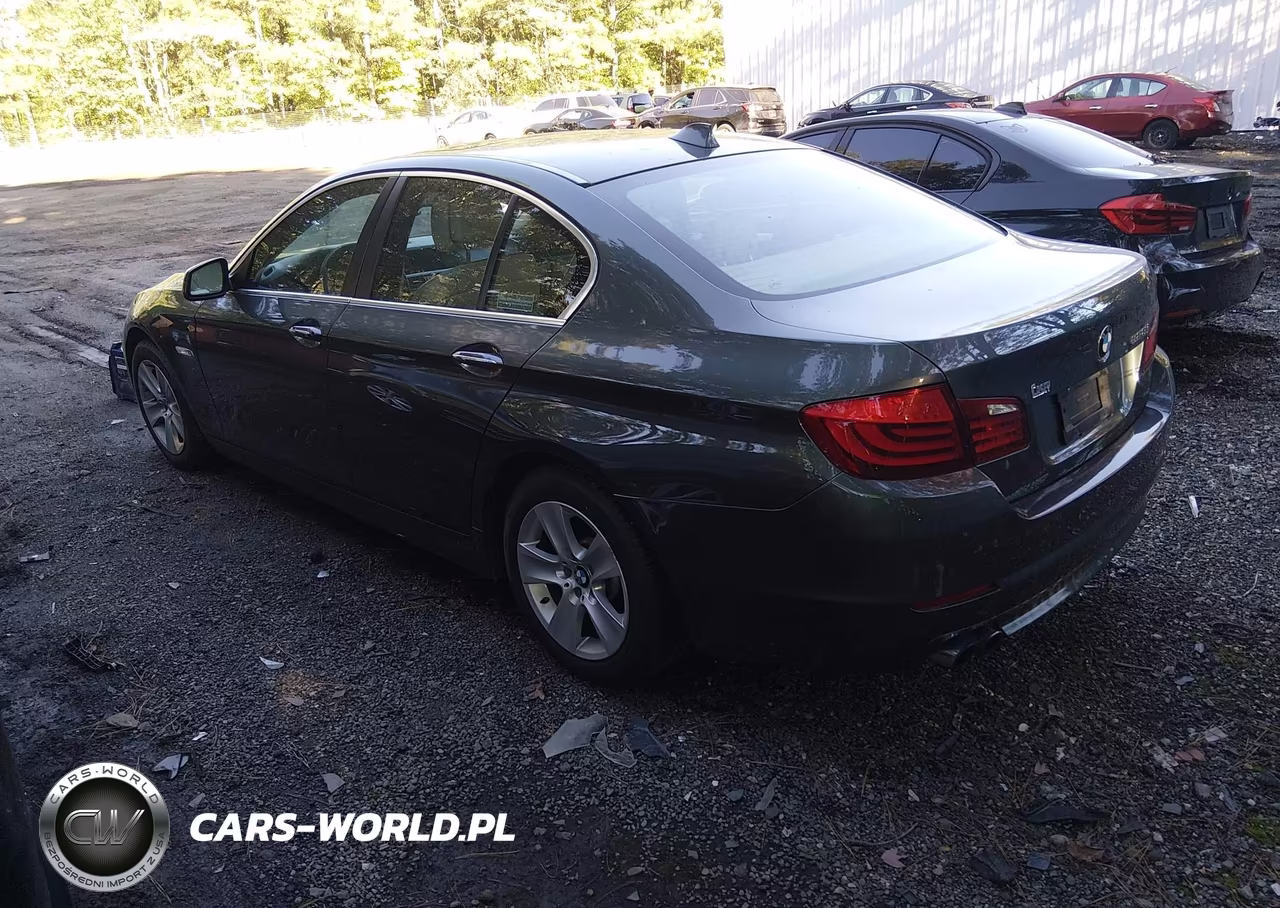 2012 BMW 528I VIN:WBAXG5C55CDW85735 - 3