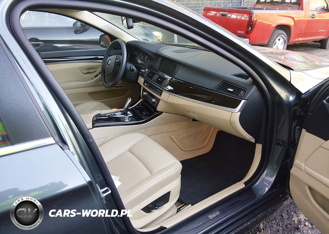 2012 BMW 528I VIN:WBAXG5C55CDW85735 - 5