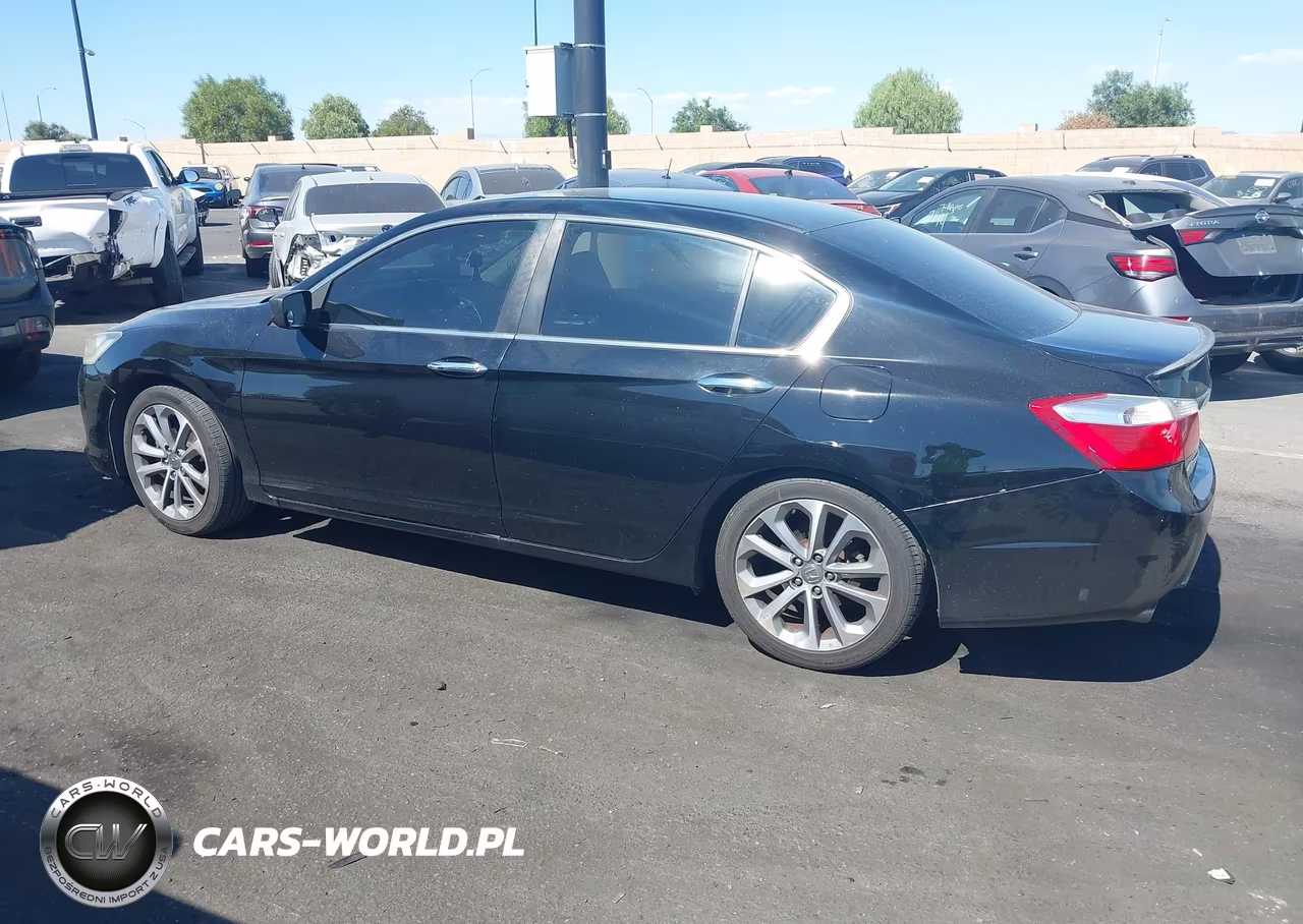 2015 Honda Accord Sport VIN:1HGCR2F55FA223589 - 15