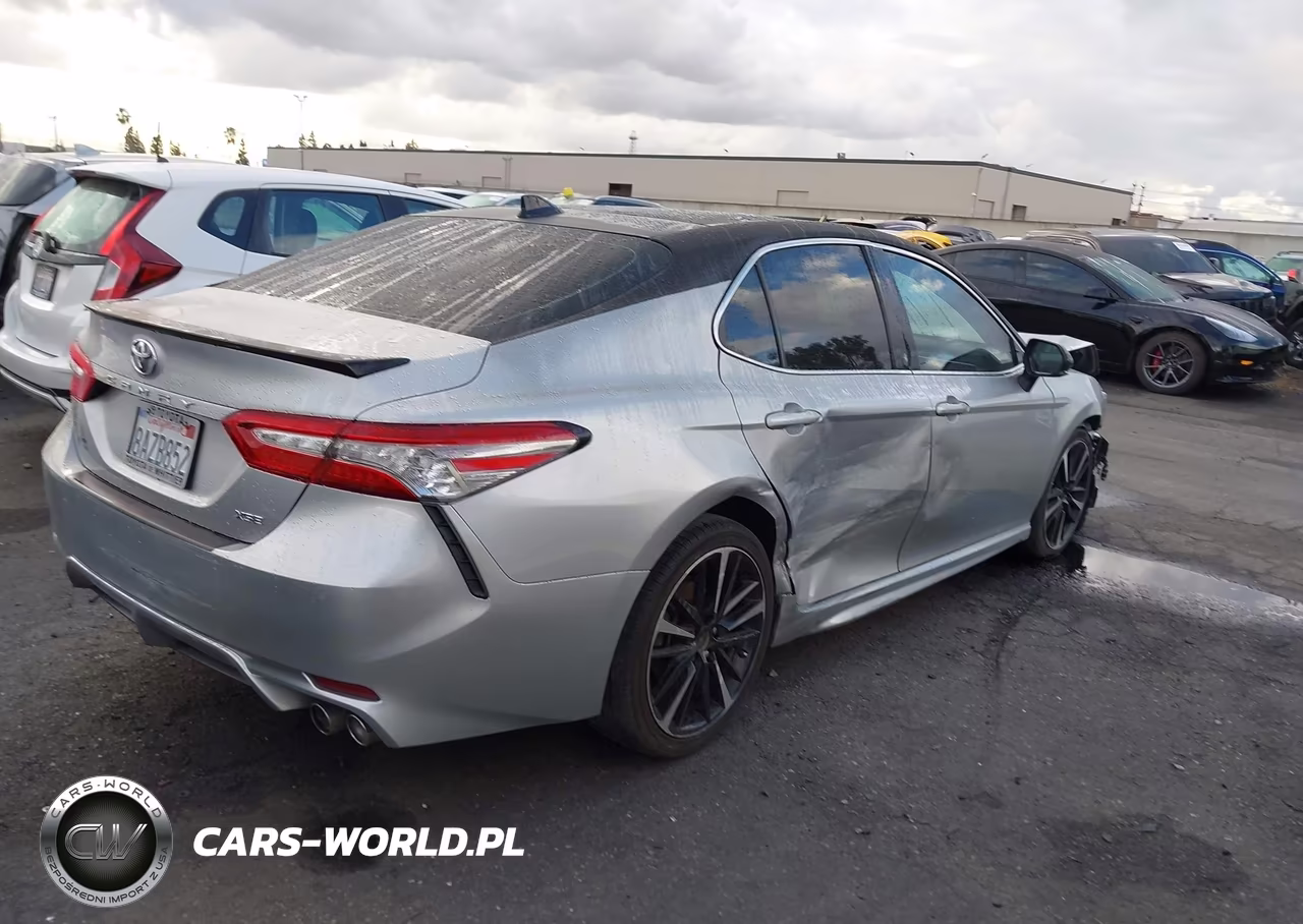 2018 Toyota Camry Xse V6 VIN:4T1BZ1HK3JU004804 - 4