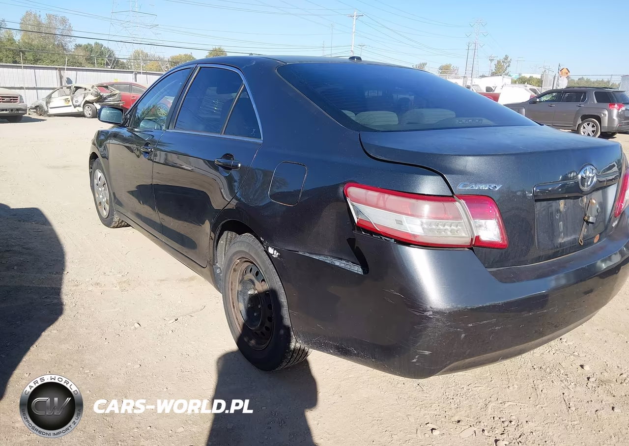 2010 Toyota Camry Le VIN:4T1BF3EK1AU023621 - 3