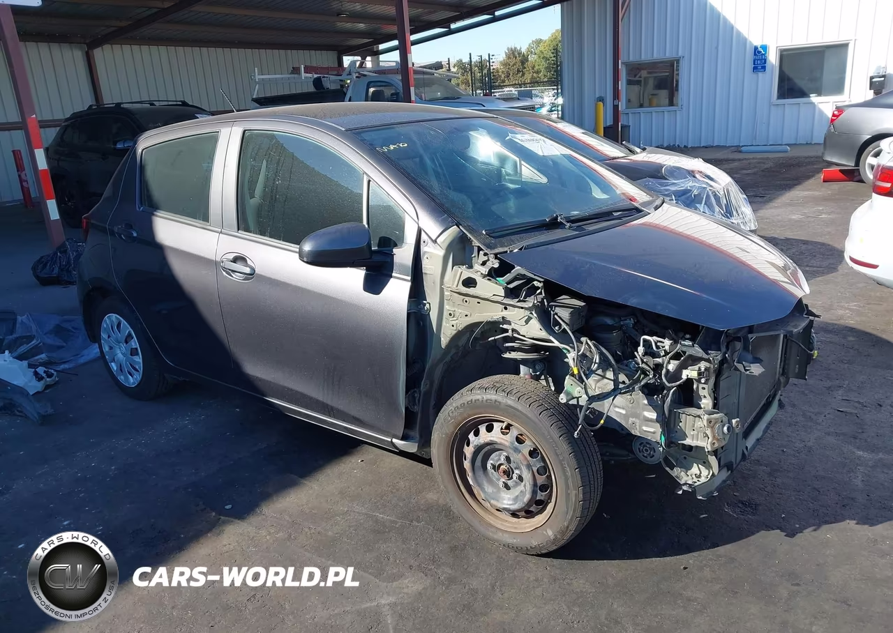 2015 Toyota Yaris L