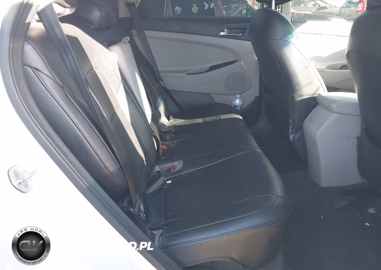 2017 Hyundai Tucson Se VIN:KM8J3CA43HU351399 - 8