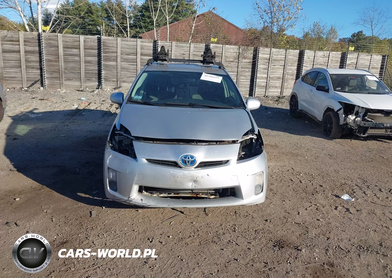 2011 Toyota Prius Two VIN:JTDKN3DU0B0277002 - 13