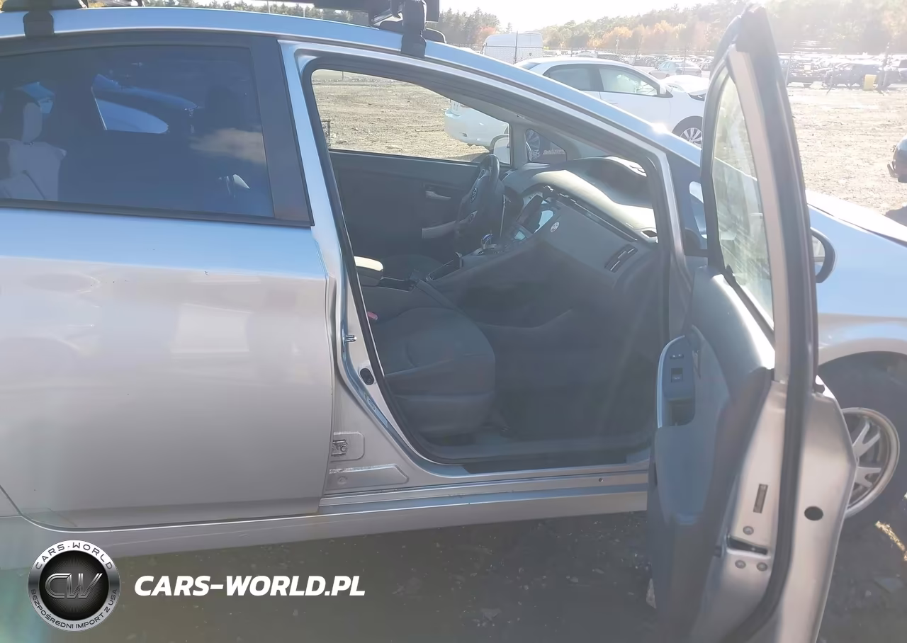 2011 Toyota Prius Two VIN:JTDKN3DU0B0277002 - 5