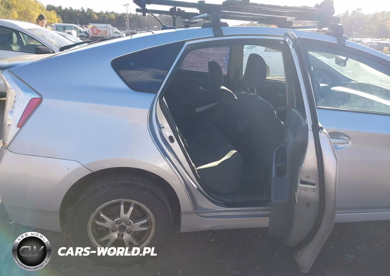 2011 Toyota Prius Two VIN:JTDKN3DU0B0277002 - 8