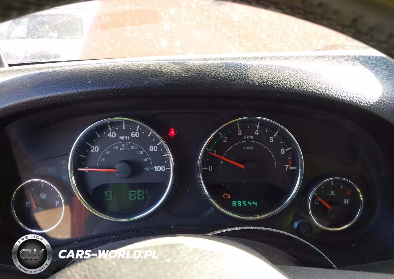 2012 Jeep Wrangler Sport VIN:1C4AJWAG2CL187924 - 7