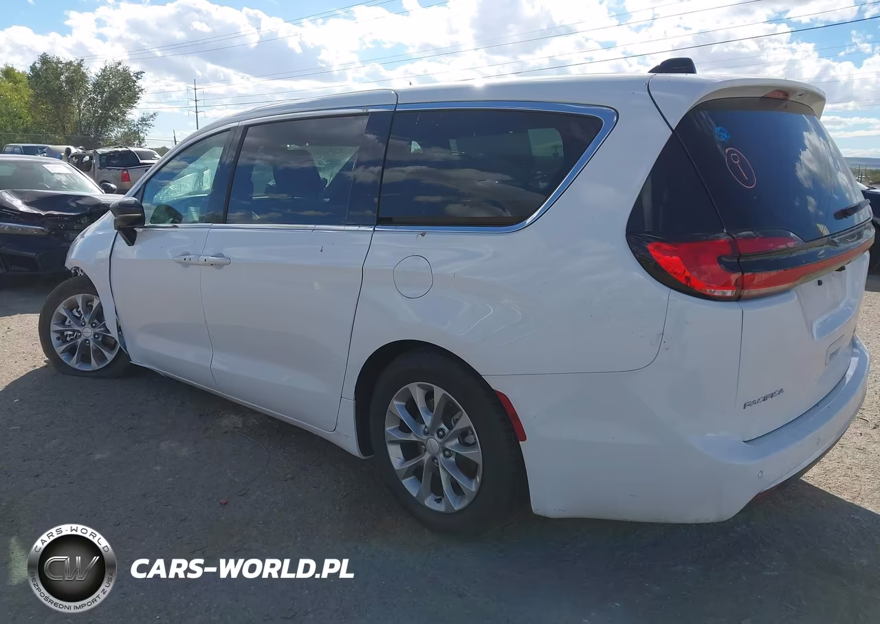 2027 Chrysler Pacifica VIN:2C4RC1GG2VR595101 - 3