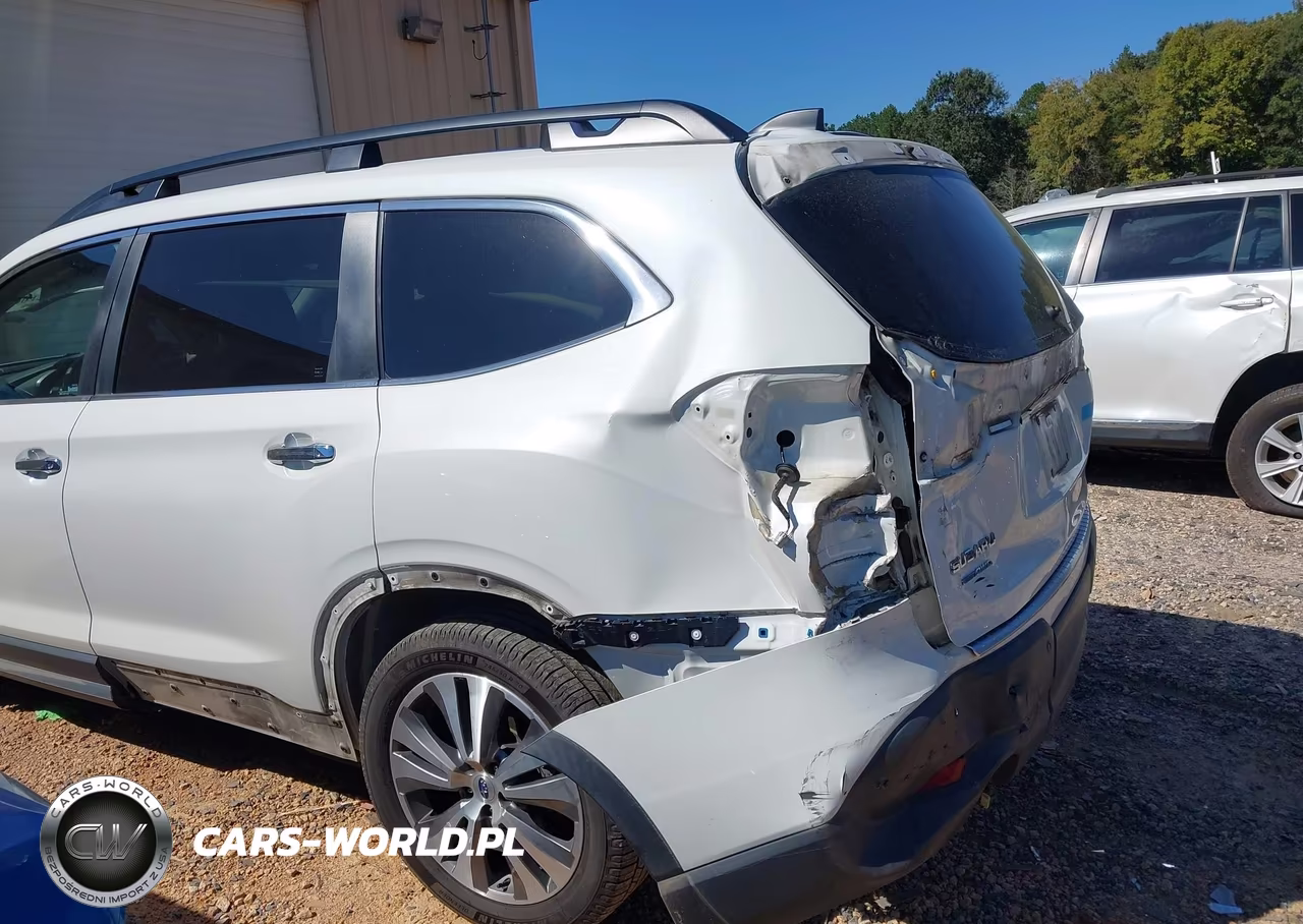 2020 Subaru Ascent Touring VIN:4S4WMARD6L3406292 - 17