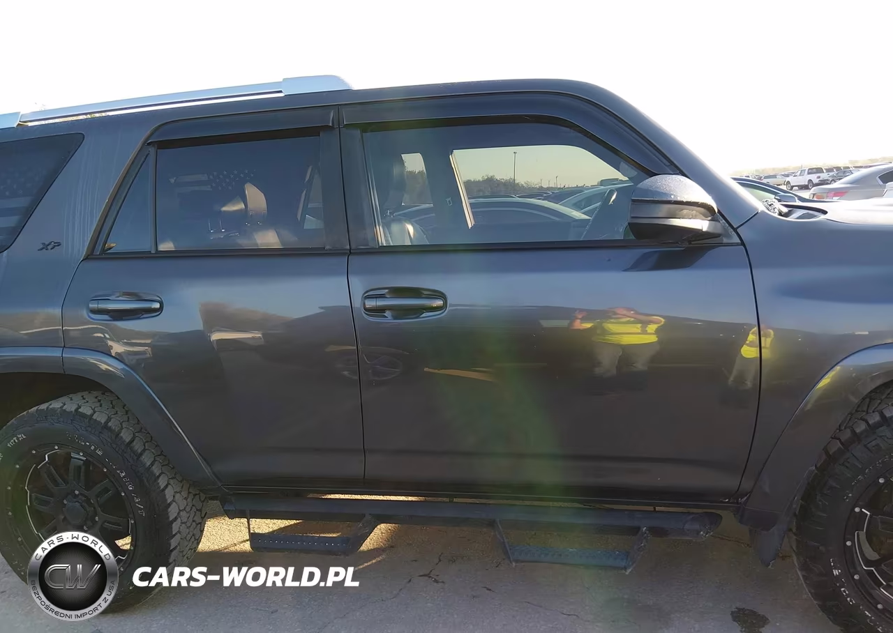 2018 Toyota 4Runner Sr5 VIN:JTEZU5JR9J5186000 - 13