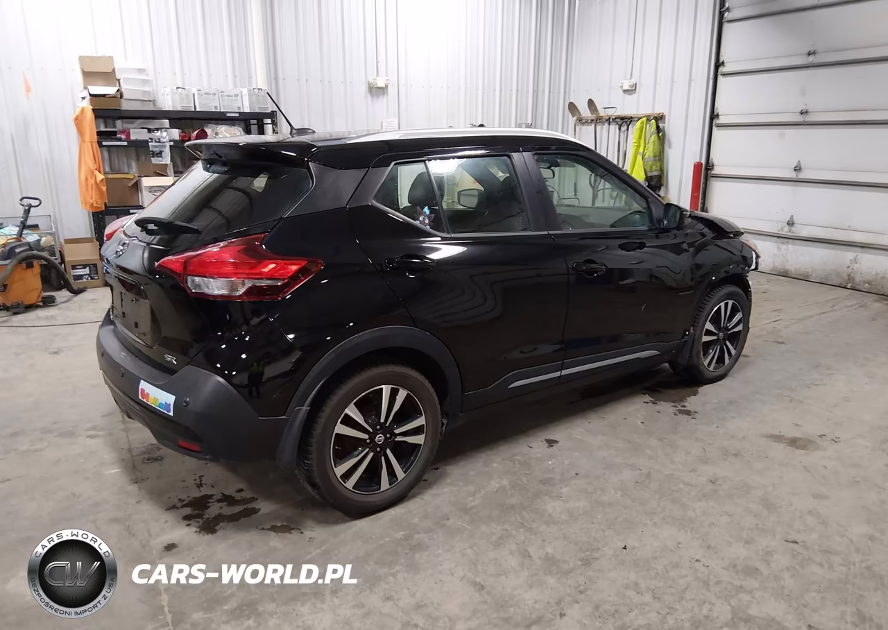 2020 Nissan Kicks Sr Xtronic Cvt VIN:3N1CP5DV7LL550804 - 4