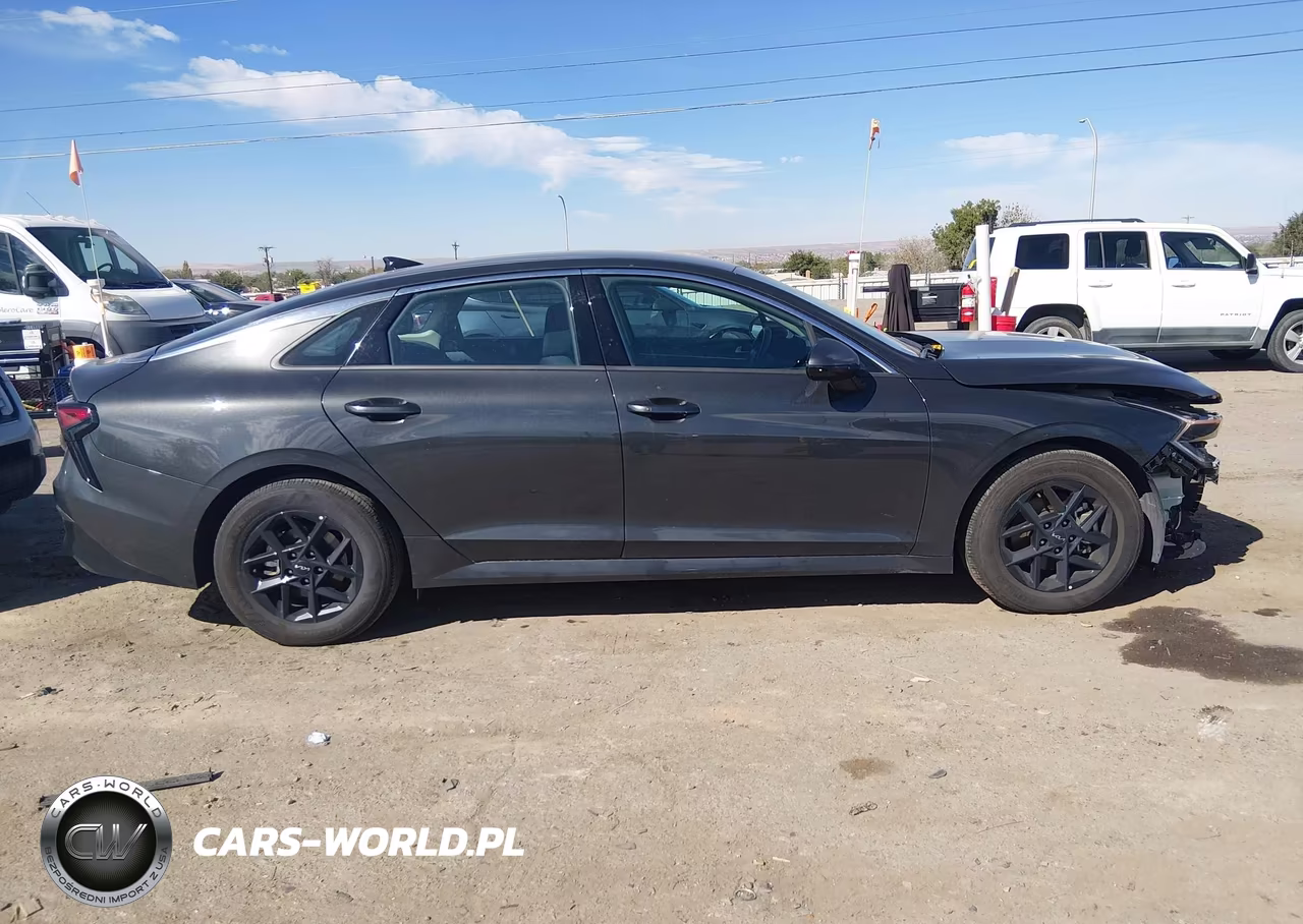 2026 Kia K5 Lxs Fwd VIN:KNAG24J78T5468459 - 14