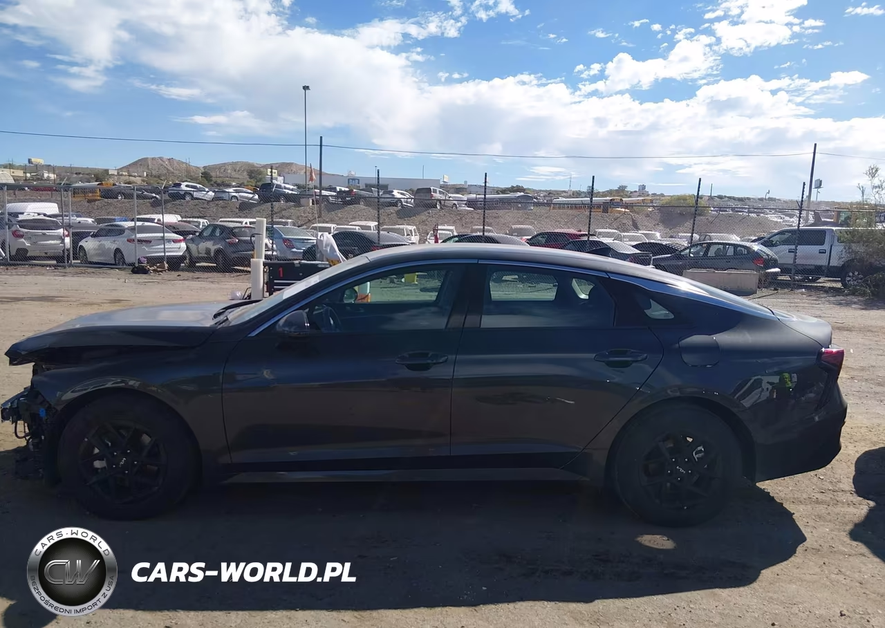 2026 Kia K5 Lxs Fwd VIN:KNAG24J78T5468459 - 15