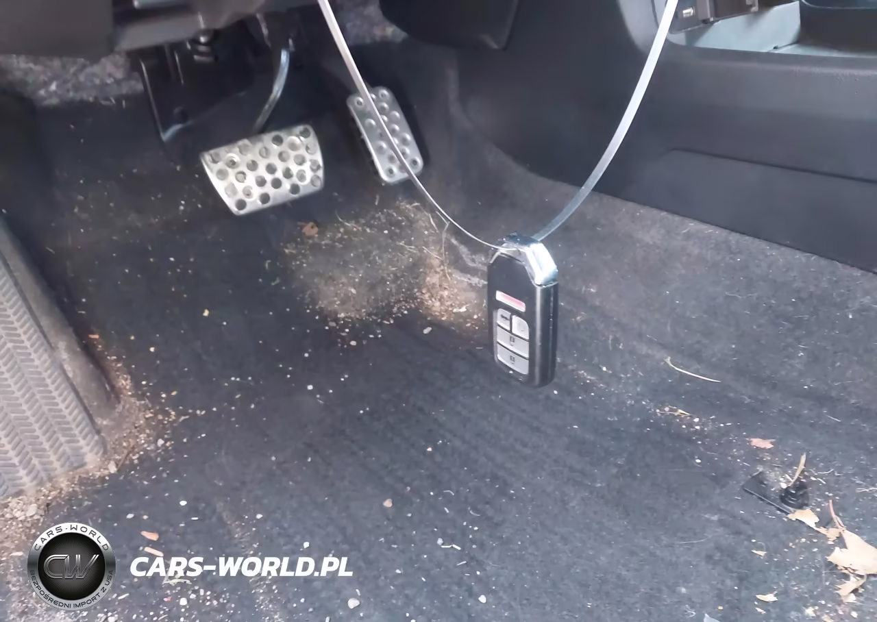2019 Honda Civic Sport VIN:2HGFC2F8XKH588628 - 11