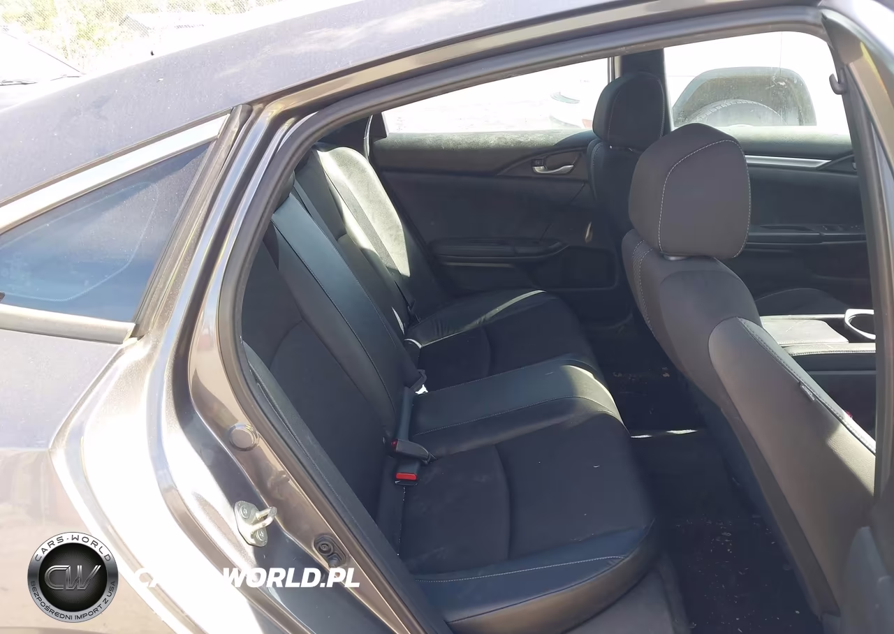 2019 Honda Civic Sport VIN:2HGFC2F8XKH588628 - 8