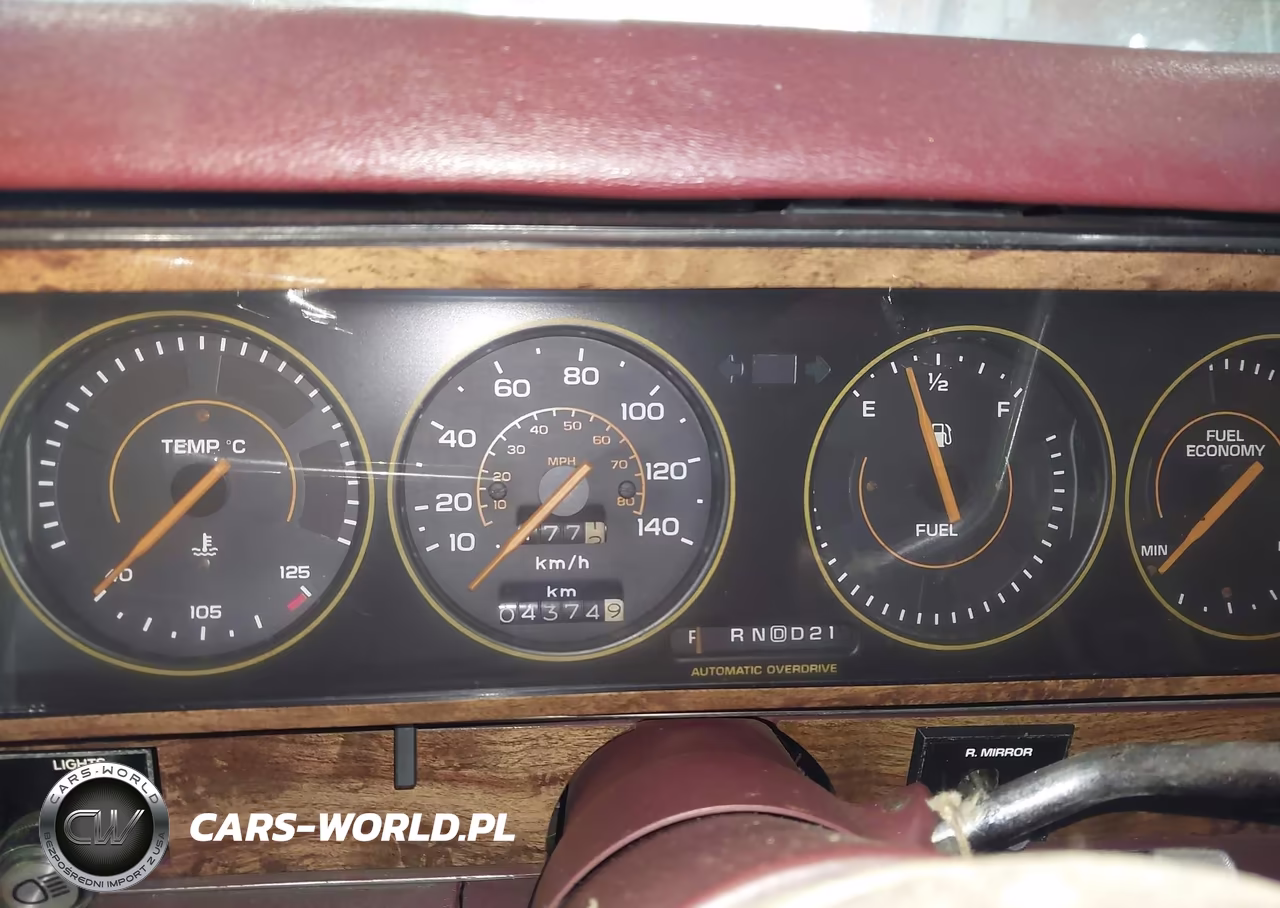 1984 Pontiac Parisienne Brougham VIN:2G2AT69H7E9721683 - 7