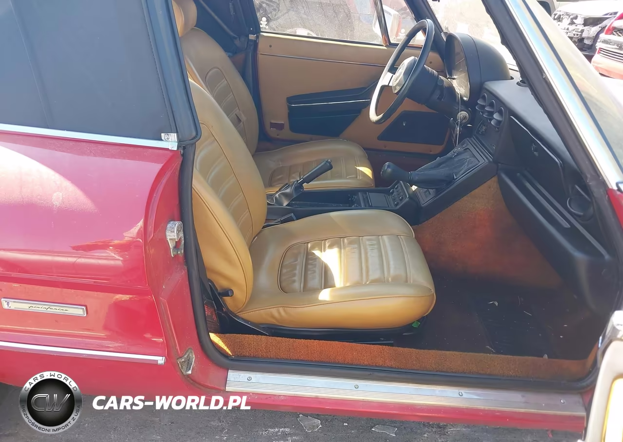 1988 Alfa Romeo Spider Graduate VIN:ZARBA5645J1062735 - 5