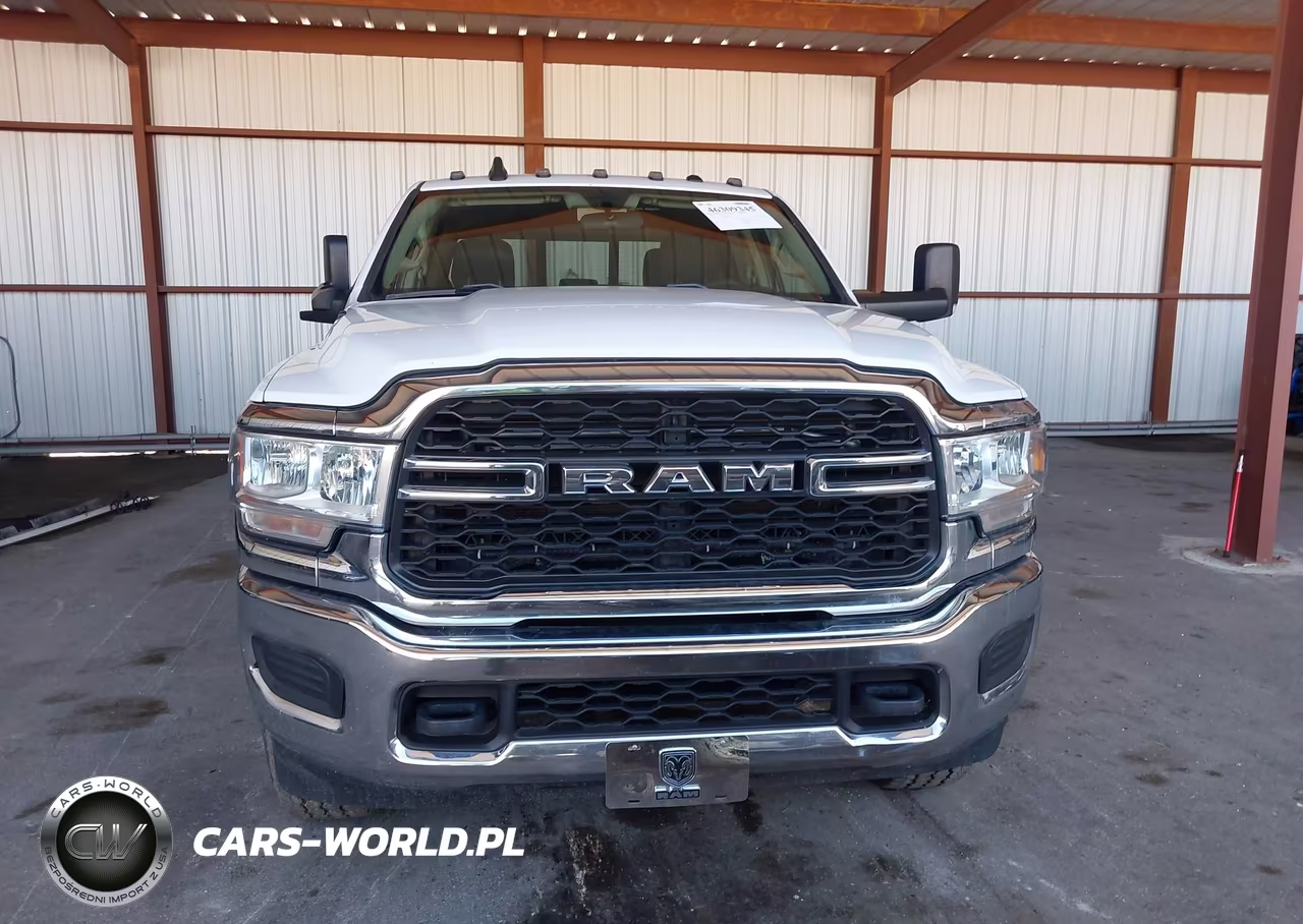 2020 Ram 3500 Tradesman 4X4 8' Box VIN:3C63R3GJ4LG128803 - 13