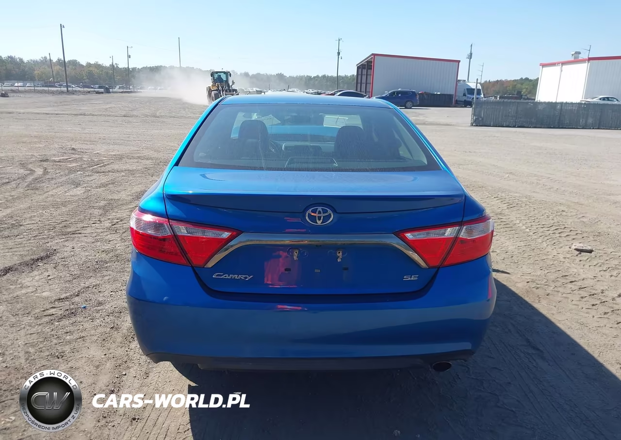 2017 Toyota Camry Se VIN:4T1BF1FK1HU757592 - 16