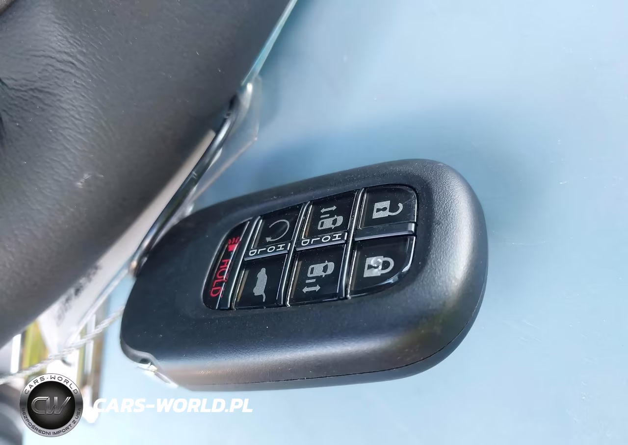 2026 Honda Odyssey Elite VIN:5FNRL6H99TB086466 - 11