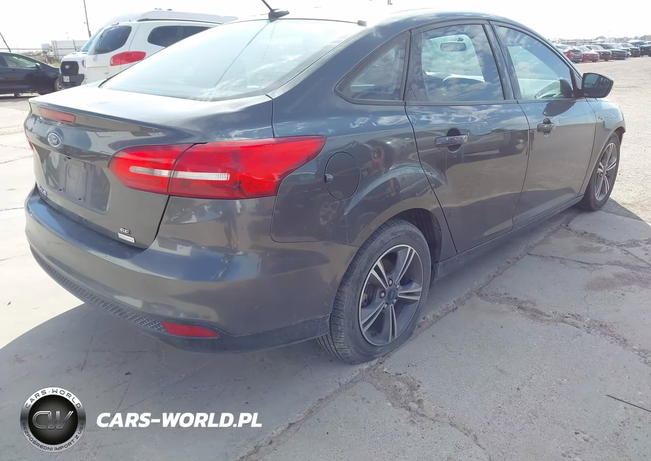FORD FOCUS SE VIN:1FADP3FE4HL276540 - 4