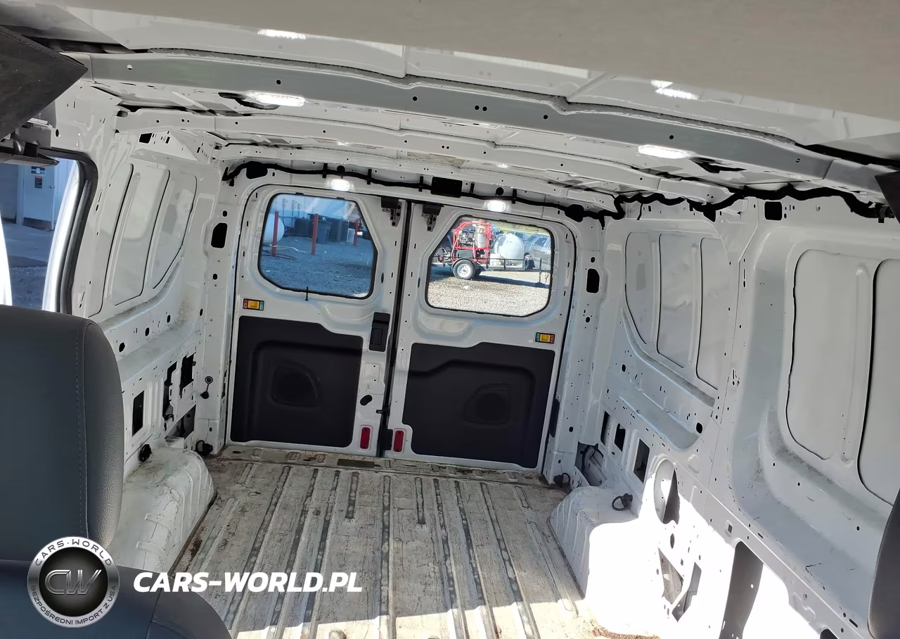 2018 Ford Transit-150 VIN:1FTYE1ZM0JKB42449 - 8
