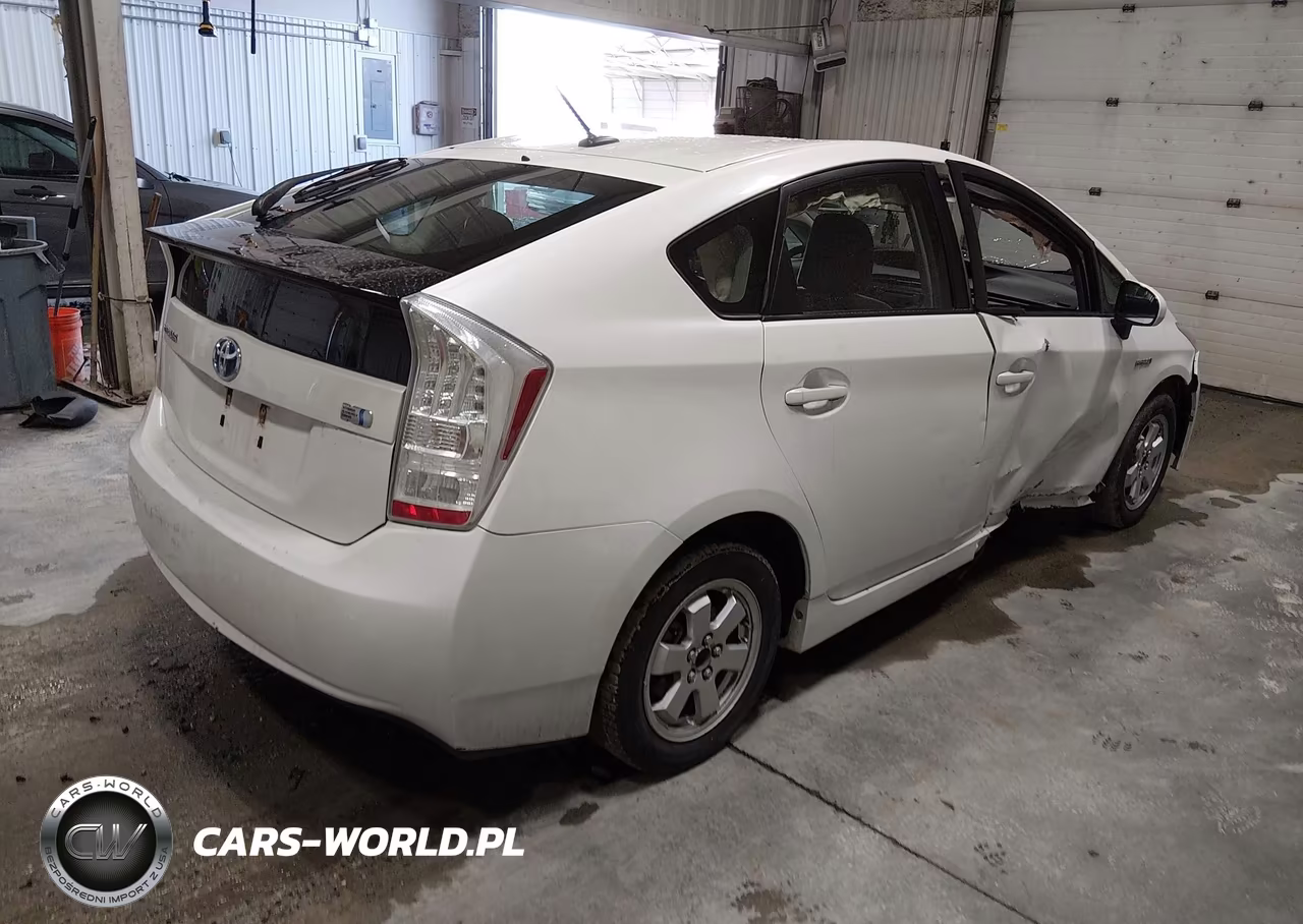 2010 Toyota Prius Ii VIN:JTDKN3DUXA5003954 - 4