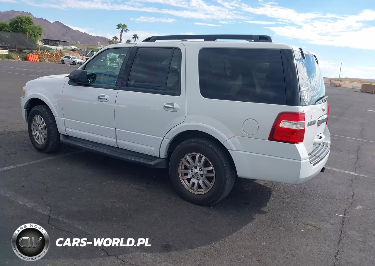 2013 Ford Expedition Xlt VIN:1FMJU1J53DEF17841 - 3