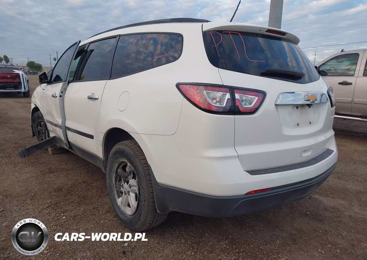 2013 Chevrolet Traverse Ls VIN:1GNKRFKD2DJ222872 - 3