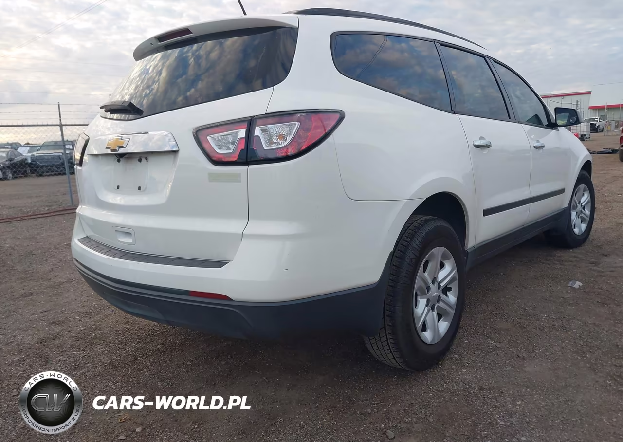 2013 Chevrolet Traverse Ls VIN:1GNKRFKD2DJ222872 - 4