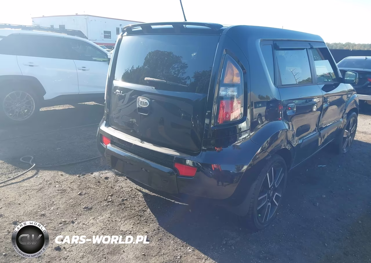 2010 Kia Soul + VIN:KNDJT2A20A7128531 - 4