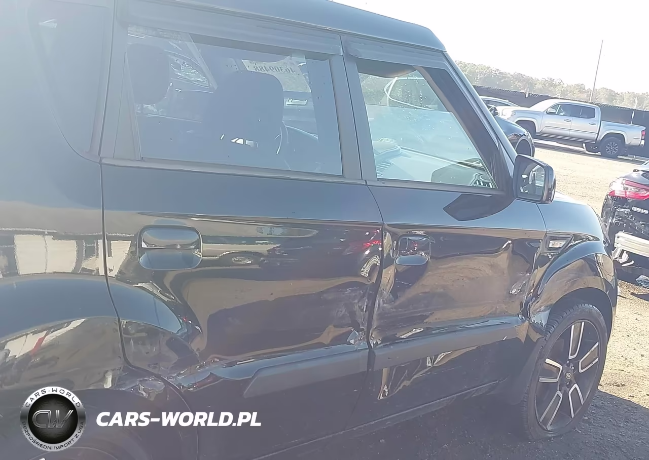2010 Kia Soul + VIN:KNDJT2A20A7128531 - 6