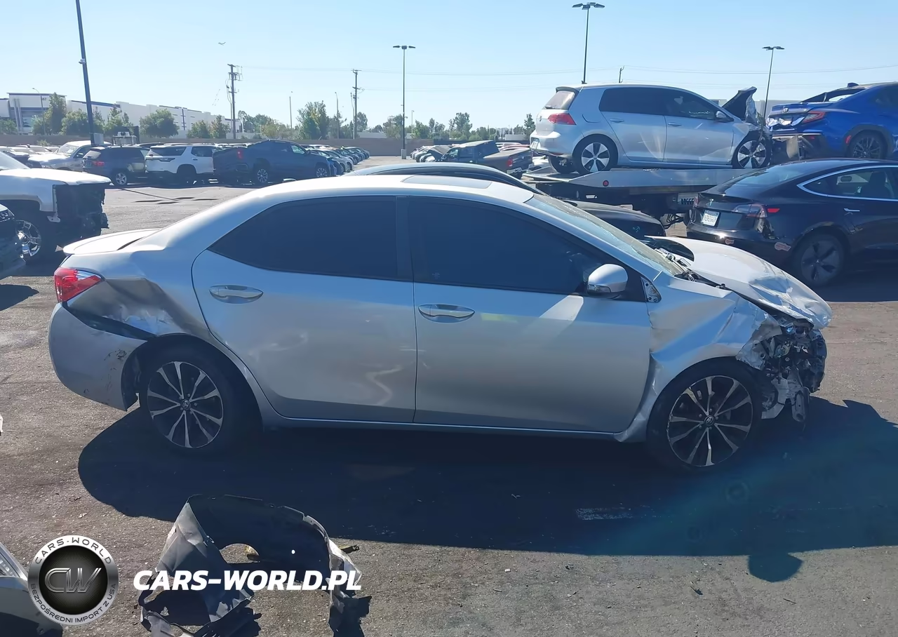 2017 Toyota Corolla Se VIN:5YFBURHE9HP655986 - 13