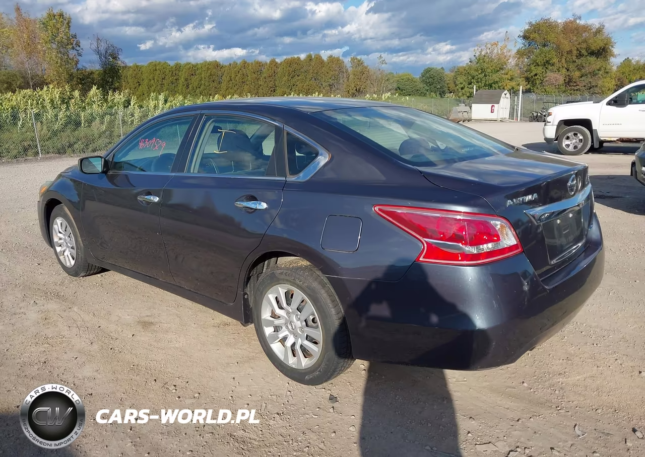 2013 Nissan Altima 2.5 S VIN:1N4AL3AP6DN530092 - 3