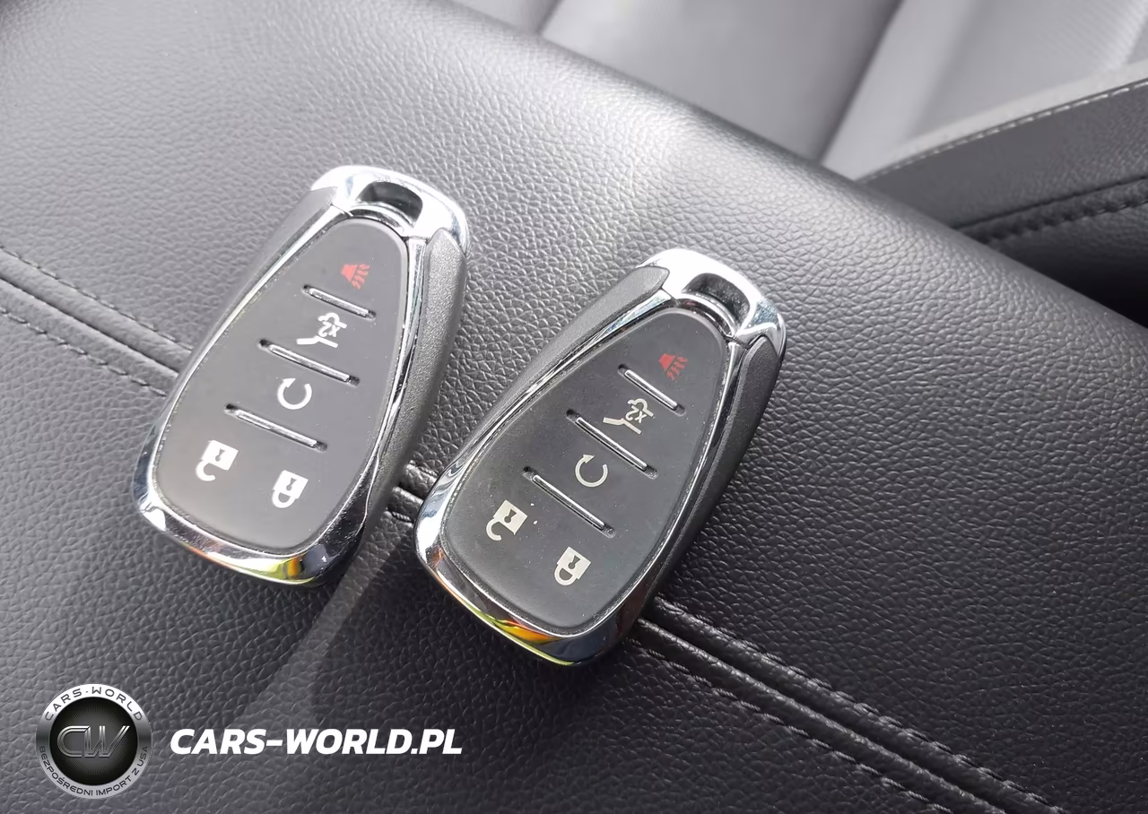 2018 Chevrolet Equinox Premier VIN:2GNAXMEVXJ6242368 - 11