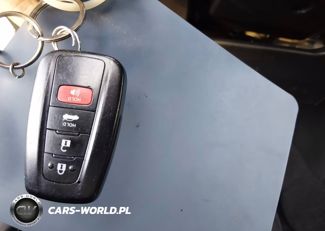 2022 Toyota Corolla Hybrid Le VIN:JTDEAMDE3NJ047461 - 11