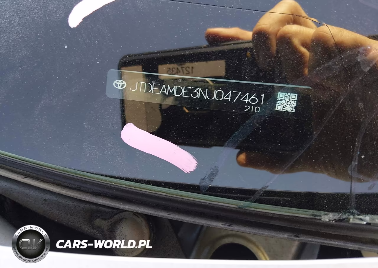 2022 Toyota Corolla Hybrid Le VIN:JTDEAMDE3NJ047461 - 9