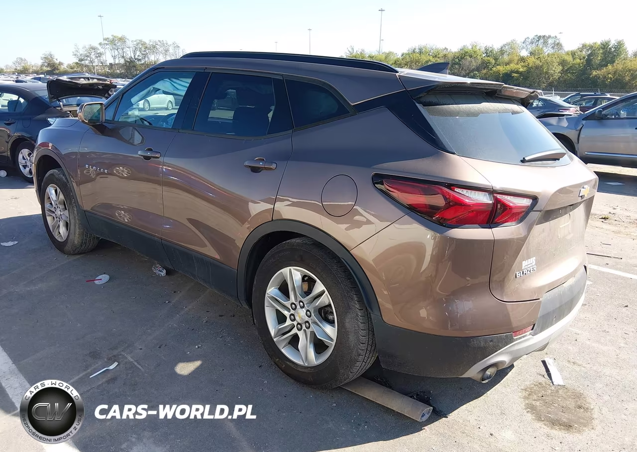2019 Chevrolet Blazer VIN:3GNKBDRS6KS692573 - 3