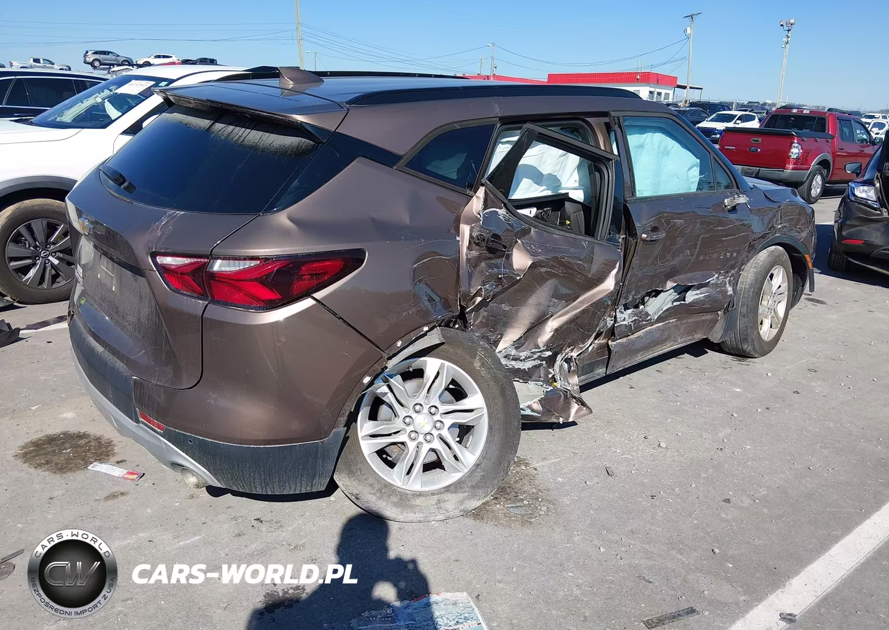 2019 Chevrolet Blazer VIN:3GNKBDRS6KS692573 - 4