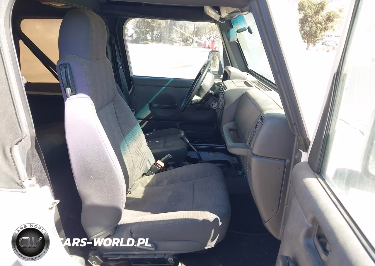 2005 Jeep Wrangler X VIN:1J4FA39S25P376561 - 5