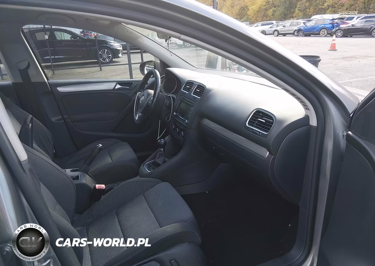 2013 Volkswagen Golf 2.0L Tdi 4-Door VIN:WVWNM7AJ8DW125146 - 5
