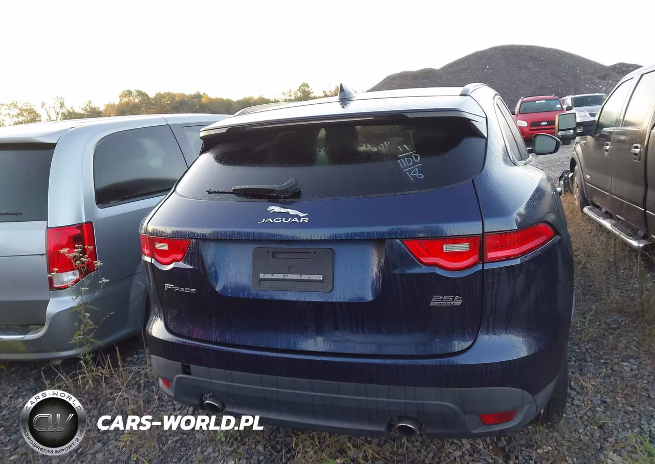 2018 Jaguar F-Pace 25T Premium VIN:SADCJ2FX0JA266399 - 16